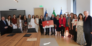 Cruz Vermelha, Município da Trofa e Cartão Dá da Sonae assinam protocolo pioneiro que vai permitir alargar apoio a famílias em situação de grande vulnerabilidade